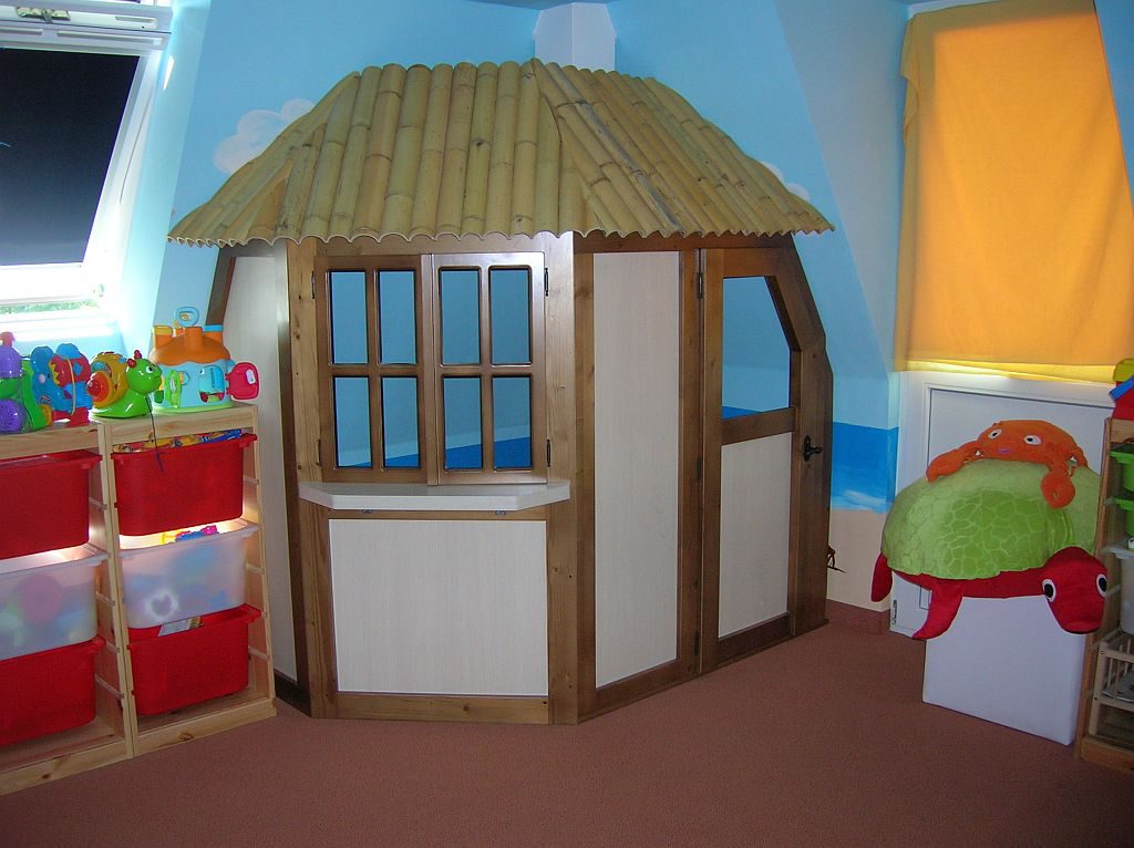 bambuszházikó a kis tengerészeknek